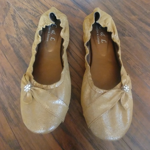 Comfort & Leisure Shoes - ⚡SALE! Camel Sparkle Bow Tie Flats Wm 8.5